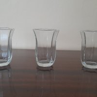 Стъклени чашки, снимка 1 - Чаши - 44103836