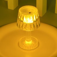 лампа , снимка 1 - Настолни лампи - 42964877
