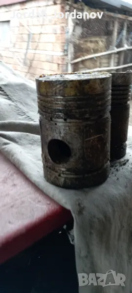 Нови бутала 2 бр. комплект за Т-22 българско самоходно шаси, снимка 1