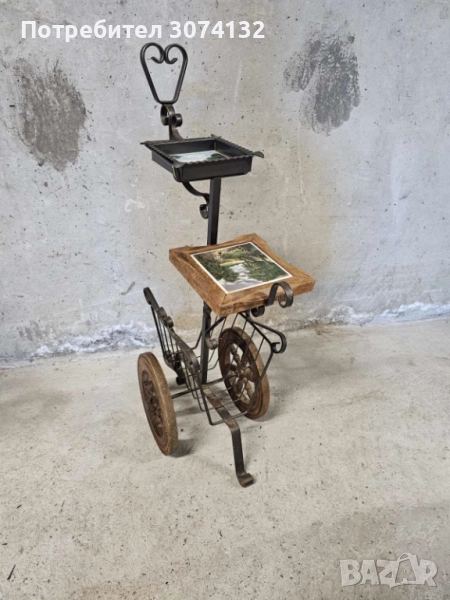 Количка пепелник с плочки в ретро мотиви, снимка 1