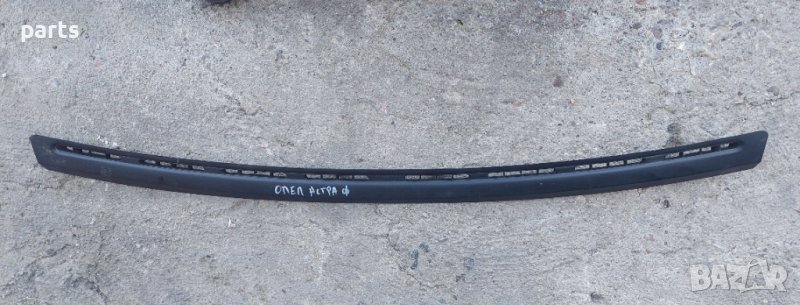 Пластмаса Решетка Опел Астра Ф N:7785 - 90414015 N, снимка 1