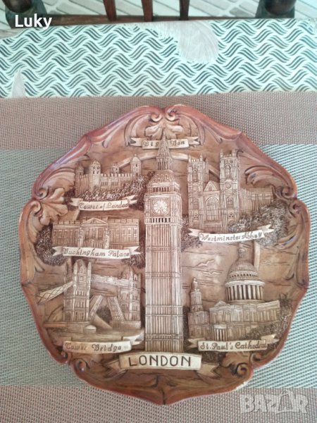 Продавам релефна и красива декорация за стена-Лондон., снимка 1