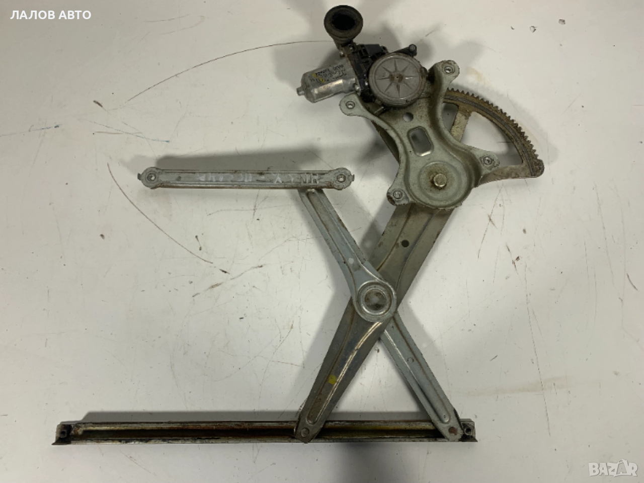 Преден ляв стъклоповдигач моторче Тойота Хилукс Preden lqv stuklopovdigach Toyota Hilux , снимка 1