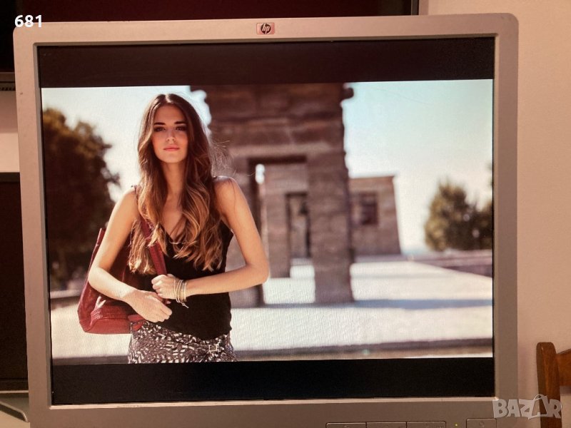 Монитор HP 19 инча, снимка 1