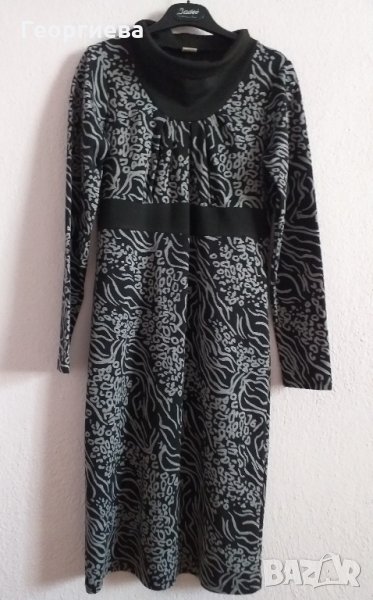 Стилна рокля от плътна трикотажна материя, снимка 1
