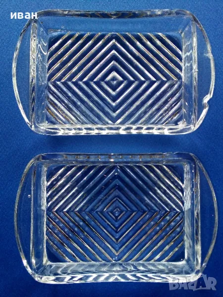 Две стари малки чинийки, снимка 1