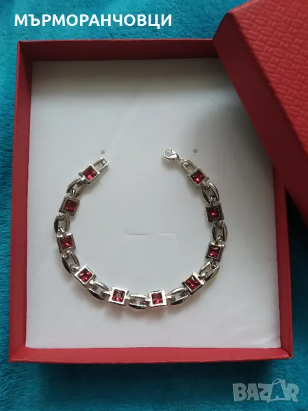 Нова, сребърна гривна с подаръчна кутия., снимка 1