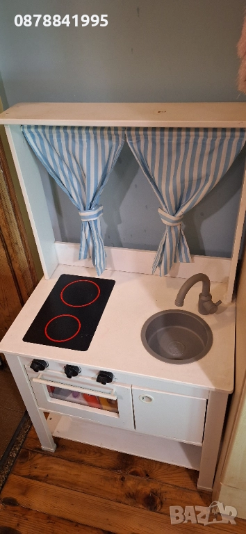 Дървена детска кухня, снимка 1