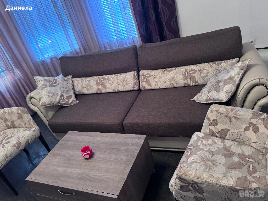 Почти нов разтегателен ДИВАН -спалня с 2 канапета , снимка 1