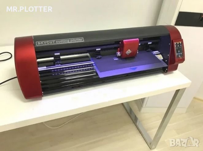 Режещ плотер V24, снимка 1