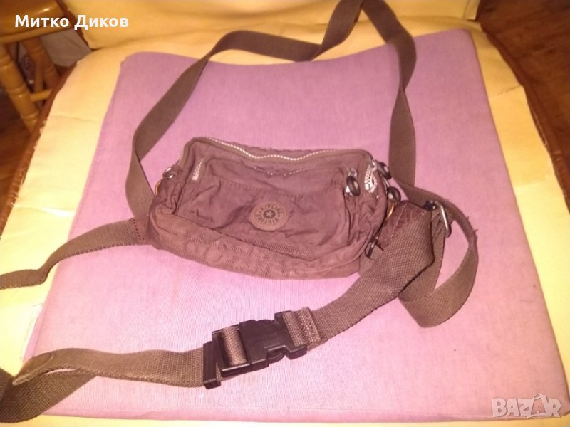 Мъжка чанта промазан плат маркова на Киплинг-две позици  за през рамо и колан 20х15х6см, снимка 1