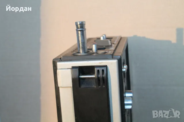 Радио ''Sony Captain 55'', снимка 8 - Радиокасетофони, транзистори - 48757597