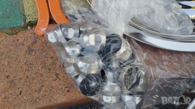 оригинални олекотени хромирани тасове за двойна гума sprinter crafter, снимка 6 - Части - 51456163