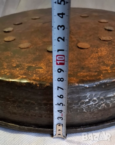 ЧАСОВНИК С ИСТОРИЯ: БАКЪРЕНА ТАВА И БЪЛГАРСКИ ЦАРСКИ МОНЕТИ, снимка 6 - Стенни часовници - 52587079