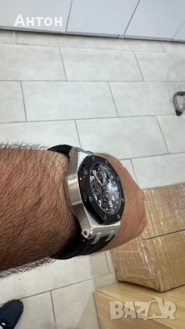 Продавам часовник Audemars Piguet Royal Oak, изключително качествен и стилен модел!, снимка 7 - Мъжки - 50927687