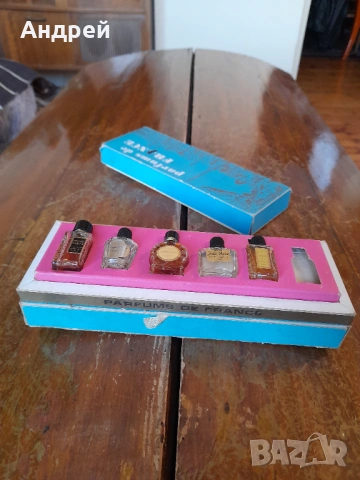 Стар набор шишета от Parfums de France, снимка 3 - Други ценни предмети - 53431689