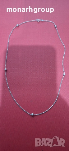 Сребърно колие