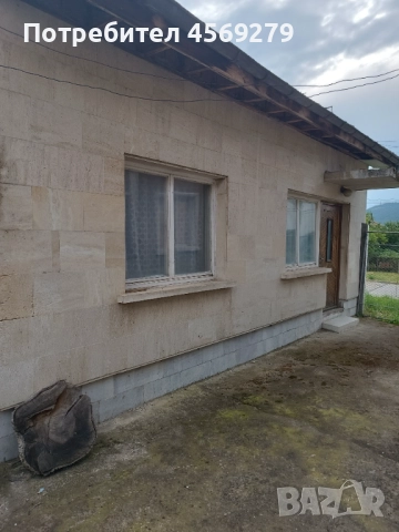  Къща в центъра на село Дърманци , снимка 4 - Къщи - 51975902