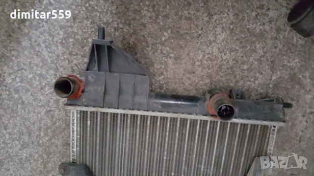Радиатор за Opel Vectra A, снимка 5 - Части - 28759877