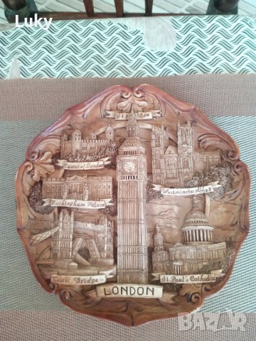 Продавам релефна и красива декорация за стена-Лондон.