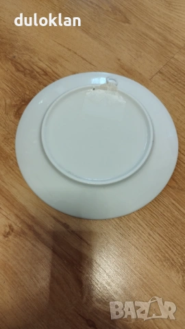 Красива чиния от Сан Марино., снимка 3 - Други ценни предмети - 53279713