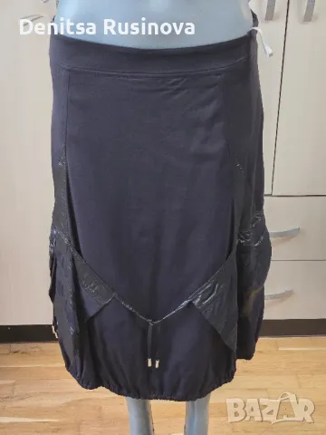 Дамски спортно-елегантен костюм TUZZI 40, снимка 3 - Костюми - 48546101