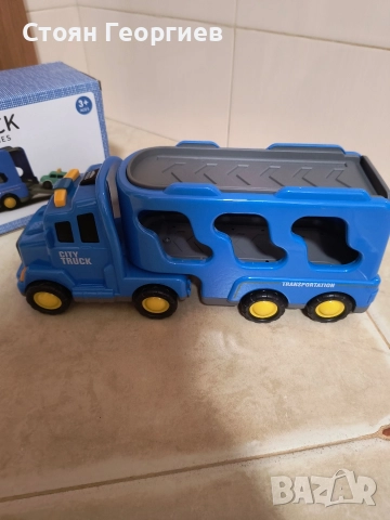 Чисто нов камион с 4 колички TEMI, снимка 2 - Коли, камиони, мотори, писти - 52579040