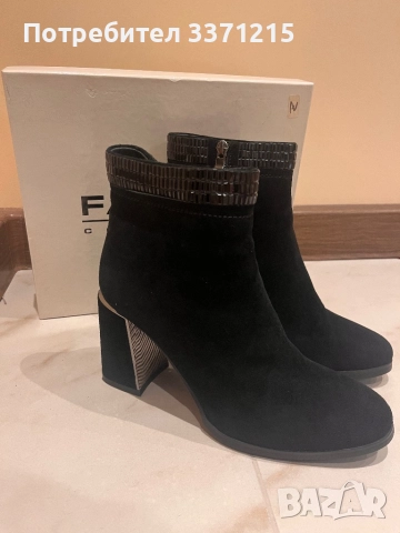 Велурени Дамски Боти, снимка 1