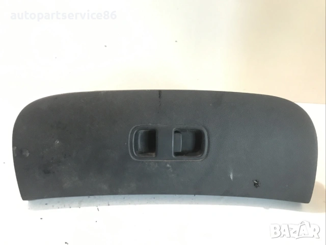 Горна част на жабка за KIA Carnival Sedona (2007-2012) 4D847-35330