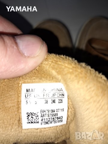 Adidas  Дамски  Обувки 38, снимка 4 - Дамски боти - 39560301