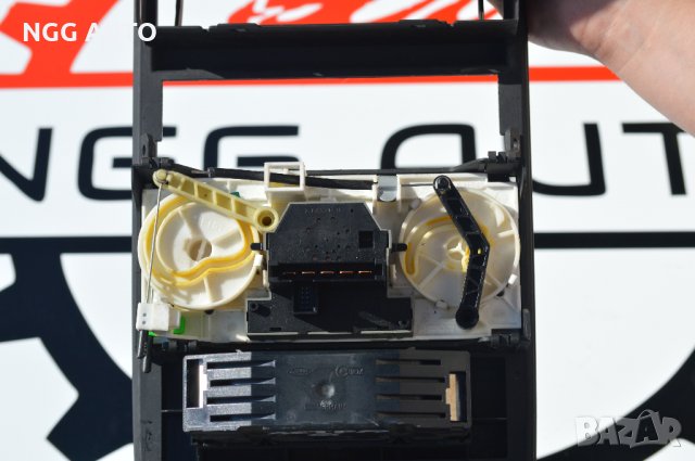 Оборудвана Централна конзола за ОПЕЛ АСТРА Г , снимка 7 - Части - 32855684