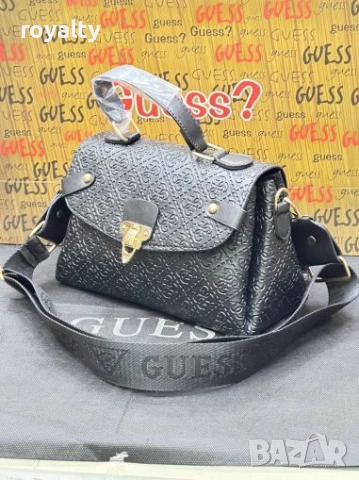 Guess Черна Кожена Дамска Чанта 