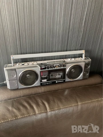 HITACHI TRK-6701W VINTAGE RETRO BOOMBOX радио касетофон
