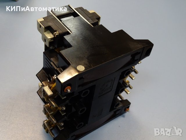 контактор KLOCKNER MOELLER DIL 6-22 220V 50Hz Contactor Motor Starter, снимка 10 - Резервни части за машини - 37494412