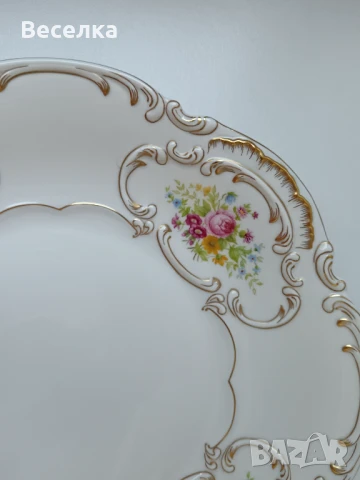 Порцеланово плато Hutschenreuther от 1970, за сервиране или торта., снимка 3 - Чинии - 51112696