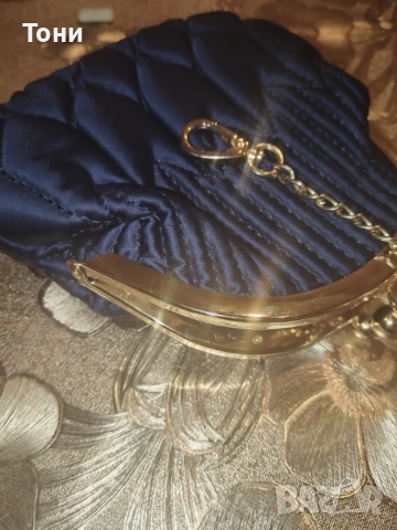 Нова Дамска Малка Чанта , снимка 9 - Чанти - 53358693