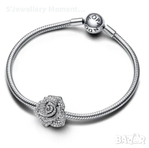 Pandora Sparkling Rose in Bloom Oversized Charm, снимка 2 - Гривни - 50389136