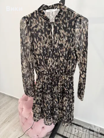 Рокля в размер XS, подходяща и за S, снимка 2 - Рокли - 48544659