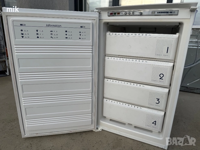 Малък фризер 4 чекмеджета Либхер за вграждане , снимка 3 - Фризери - 52075265
