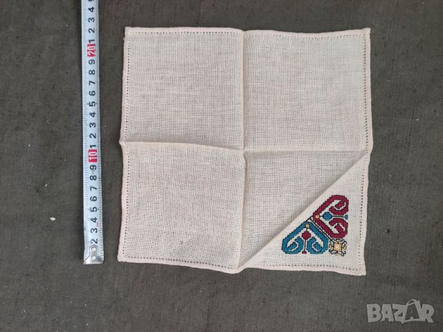 Продавам 2 кърпички с шевица, снимка 4 - Други - 37350785