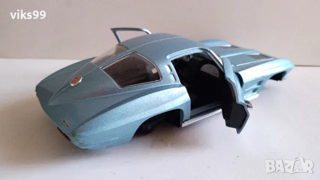 Welly 1963 Chevrolet Corvette - Мащаб 1:24, снимка 6 - Колекции - 49012202