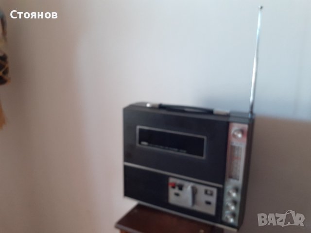 AIWA SOLID STATE RADIO TAPE RECORDER TPR 102 Japan, снимка 5 - Радиокасетофони, транзистори - 38122910