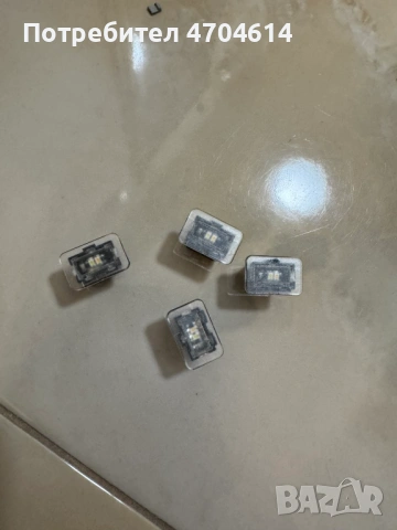 Плафон, осветление на Ауди Audi A8 D4 4H само за 15Eur. броя 36112655, снимка 7 - Части - 53195996