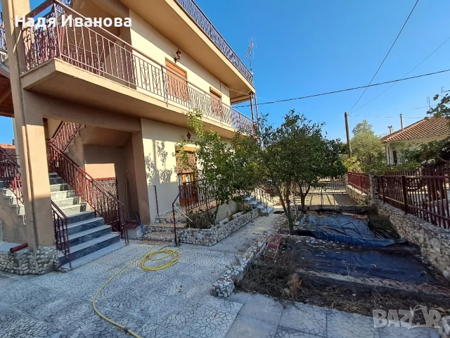 Двуетажна къща в Аспровалта Гърция 