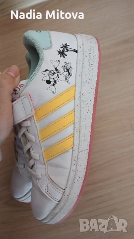 детски маратонки adidas , снимка 3 - Детски обувки - 52027188