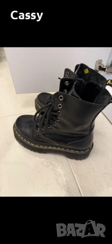 Dr.Martens дамски боти от естествена кожа, снимка 4 - Дамски боти - 52102575
