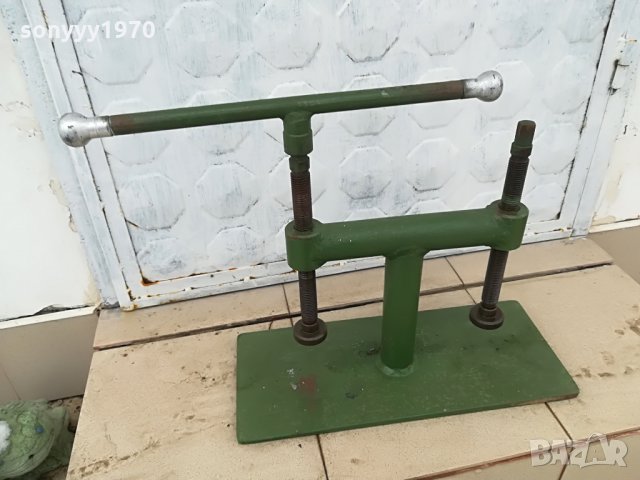 поръчано-ПРОФИ МЕНГЕМЕ-ДВОИНА СТЯГА-15КГ-60Х44Х21СМ, снимка 13 - Стяги - 28326871