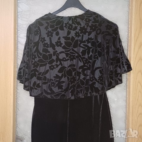 Черна рокля от плюш , снимка 2 - Рокли - 43143710
