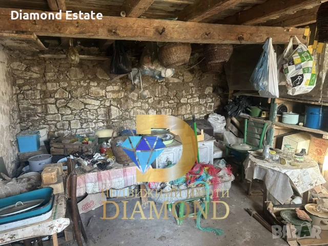 Едноетажна къща с двор в село Златна ливада, общ. Чирпан, снимка 16 - Къщи - 52872827