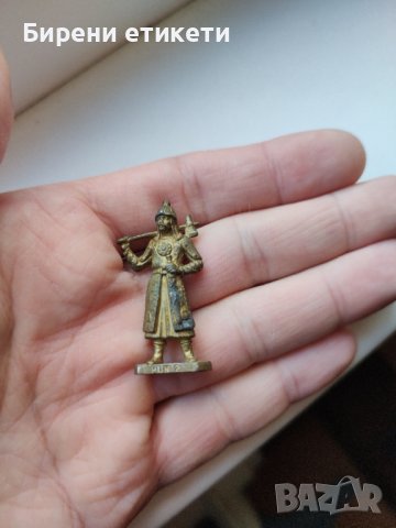 Стара метална фигурка Киндер 